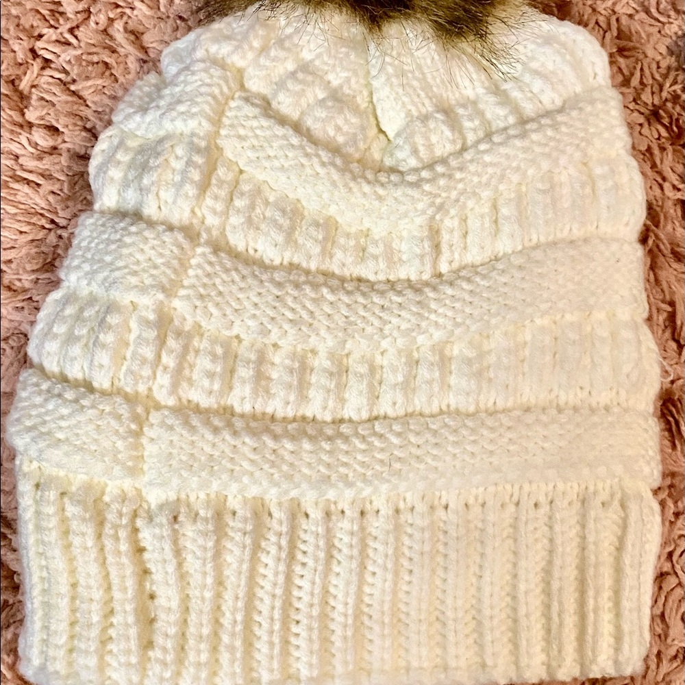 NEW…. UGG Winter Hat